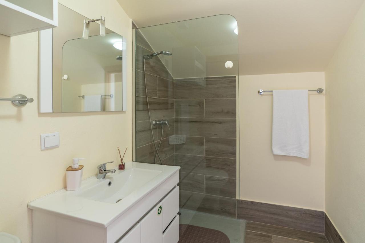 Quinta Frizado Apartment ปราเซเรช ภายนอก รูปภาพ